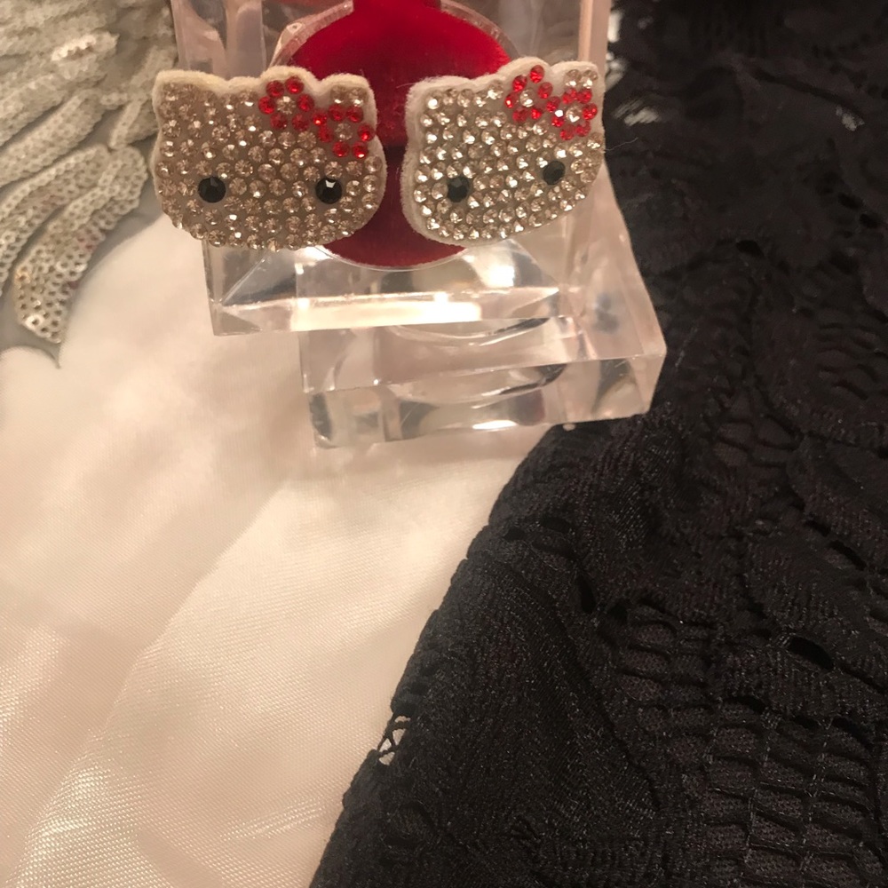 Gorgeous vintage hello kitty lace pin up doll dress and earrings 🍒 - Picture 13 of 16